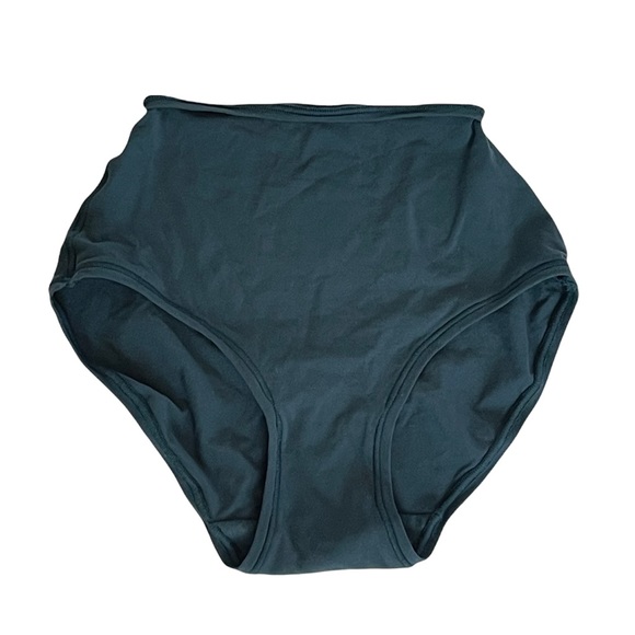 SKIMS Mid Waist Briefs - Picture 2 of 5